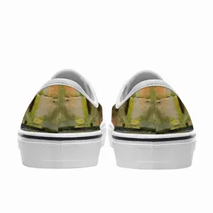 Men Glass Still Life Avant-Garde Low Top Shoes (Foam)