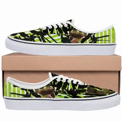 Men Horse On A Green Line Low Top Shoes (Foam)