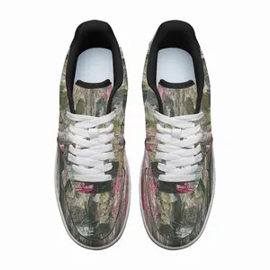 Men Aura Low Top Shoes