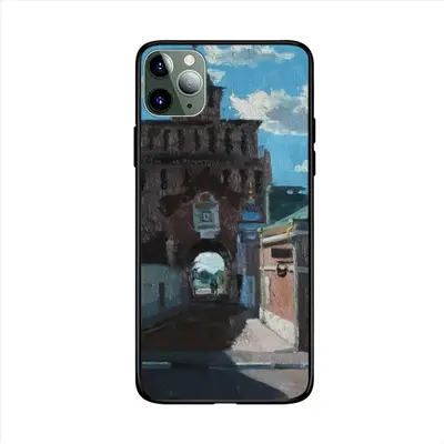 The Kremlins Pyatnitsky Gate In Kolomna iPhone 11 Pro Phone Case (Tempered Film)