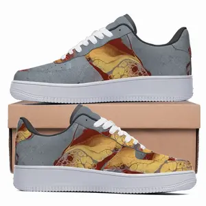 Men Fan Tail Low Top Shoes