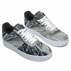 Men Checkmate Low Top Shoes