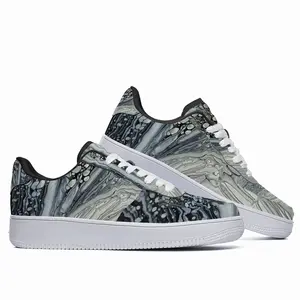 Men Checkmate Low Top Shoes