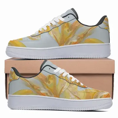 Men Wild Orchid 2 Low Top Shoes