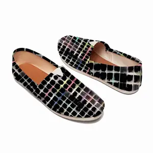 Men Grid (Bleeding) Flat Shoes