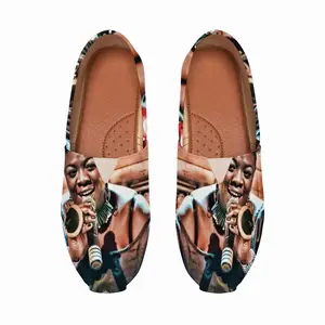 Men Iddi Achieng Flat Shoes