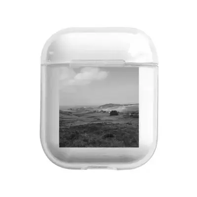 A Moody Betty Hill Airpods 1 Case