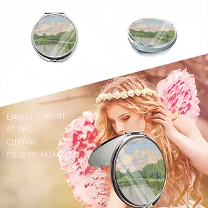 Hot Day Portable Makeup Mirror