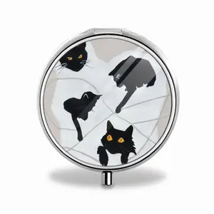 Cats With Thread Portable Pill Box