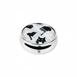 Cats With Thread Portable Pill Box