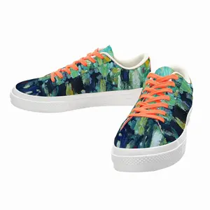 Men As The Wind Blows Low Top Canvas Shoes