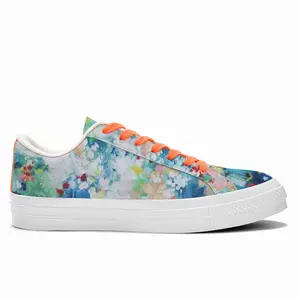 Men Underneath A Peaceful Sky Low Top Canvas Shoes