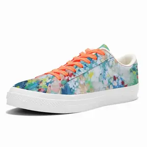 Men Underneath A Peaceful Sky Low Top Canvas Shoes