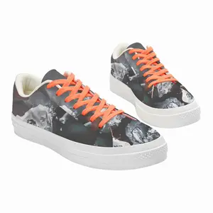 Men Lie Low Top Canvas Shoes