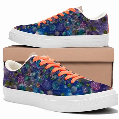 Men Cells Alive Low Top Canvas Shoes