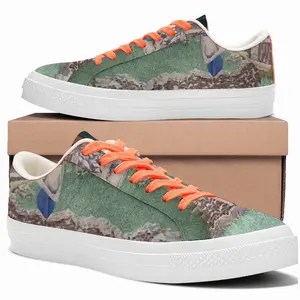 Men Her Secret Place Low Top Canvas Shoes