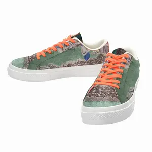 Men Her Secret Place Low Top Canvas Shoes