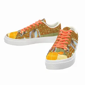 Men In A Strange Hidden Place Low Top Canvas Shoes