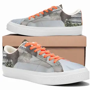 Men She Would Find No Solace Here Low Top Canvas Shoes