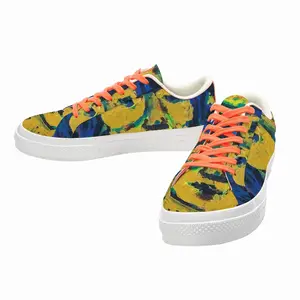 Men Sara Regina Low Top Canvas Shoes