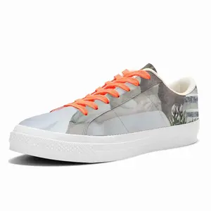 Men She Would Find No Solace Here Low Top Canvas Shoes