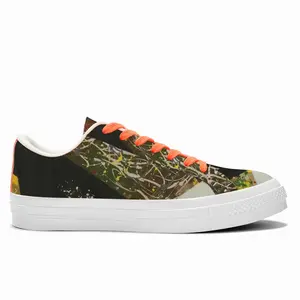 Men The Accident Low Top Canvas Shoes