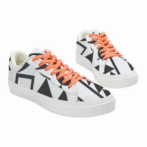 Men Crescent Low Top Canvas Shoes