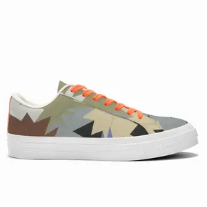 Men Girls With A Cocktail Low Top Canvas Shoes