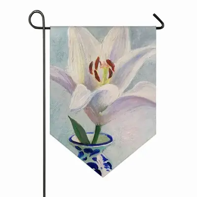 Lily Triangular Garden Flag (Multi-Size)