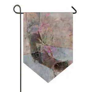 Trunk Triangular Garden Flag (Multi-Size)