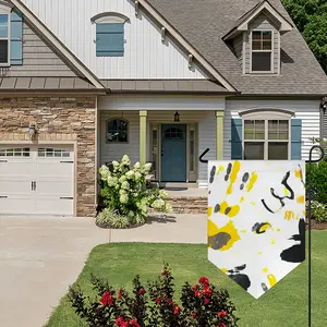 Yellow Triangular Garden Flag (Multi-Size)