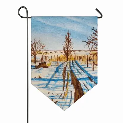 Davey Driveway Triangular Garden Flag (Multi-Size)