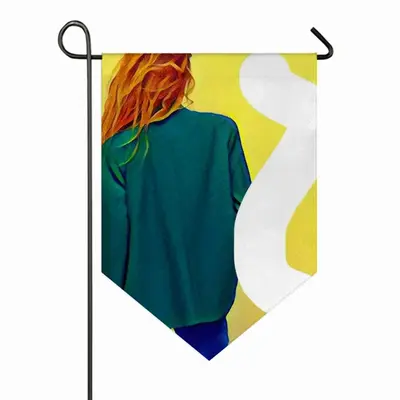 Blonde Triangular Garden Flag (Multi-Size)