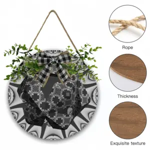 Kimono Wooden Hanging Board (Circular)