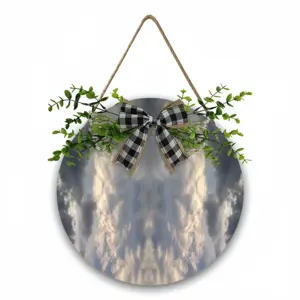 Lord Cloud Wooden Hanging Board (Circular)