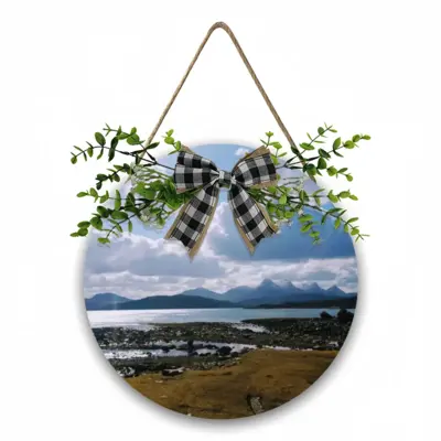 Cold Spring Day Wooden Hanging Board (Circular)