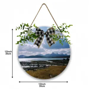 Cold Spring Day Wooden Hanging Board (Circular)