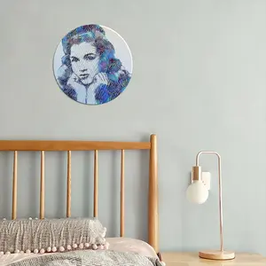 Unforgettable Marylin Round Iron Painting