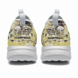 Men Beach And Rocks Chunky Popcorn Shoes