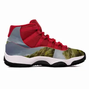 Men A Wintery Kildonan Burn HD11 Basketball Sneakers