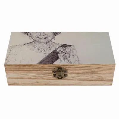 Queen Elizabeth Ii Wooden Storage Box