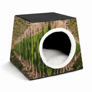 Happy Apple Pickin Pet Kennel