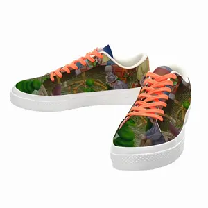 Men Along The Border Of Dream Low Top Canvas Shoes