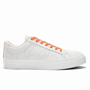 Men Bloomers White Low Top Canvas Shoes