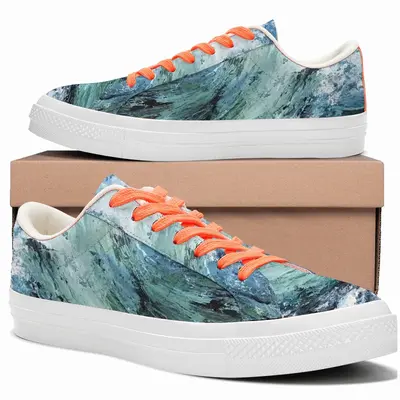 Men Dancing With Waves Low Top Canvas Shoes