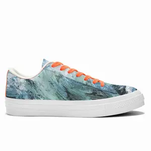 Men Dancing With Waves Low Top Canvas Shoes