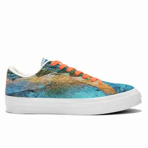 Men In The Blue Low Top Canvas Shoes