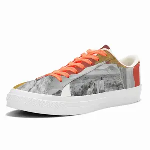 Men Go Into The Sunset Low Top Canvas Shoes