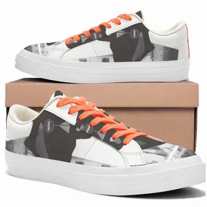 Men Liverpool Low Top Canvas Shoes