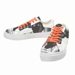 Men Liverpool Low Top Canvas Shoes